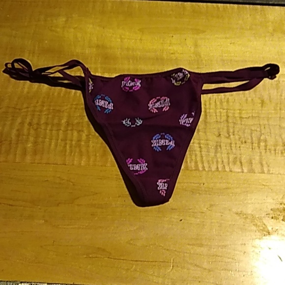 PINK Victoria's Secret Other - 🚨3/$25🚨NIP-PINK G-STRING